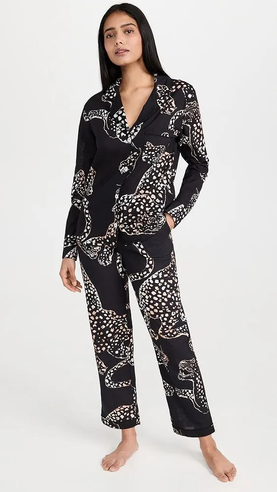 Desmond & Dempsey   Womens Long Sleeve Jaguar Pajama Set 