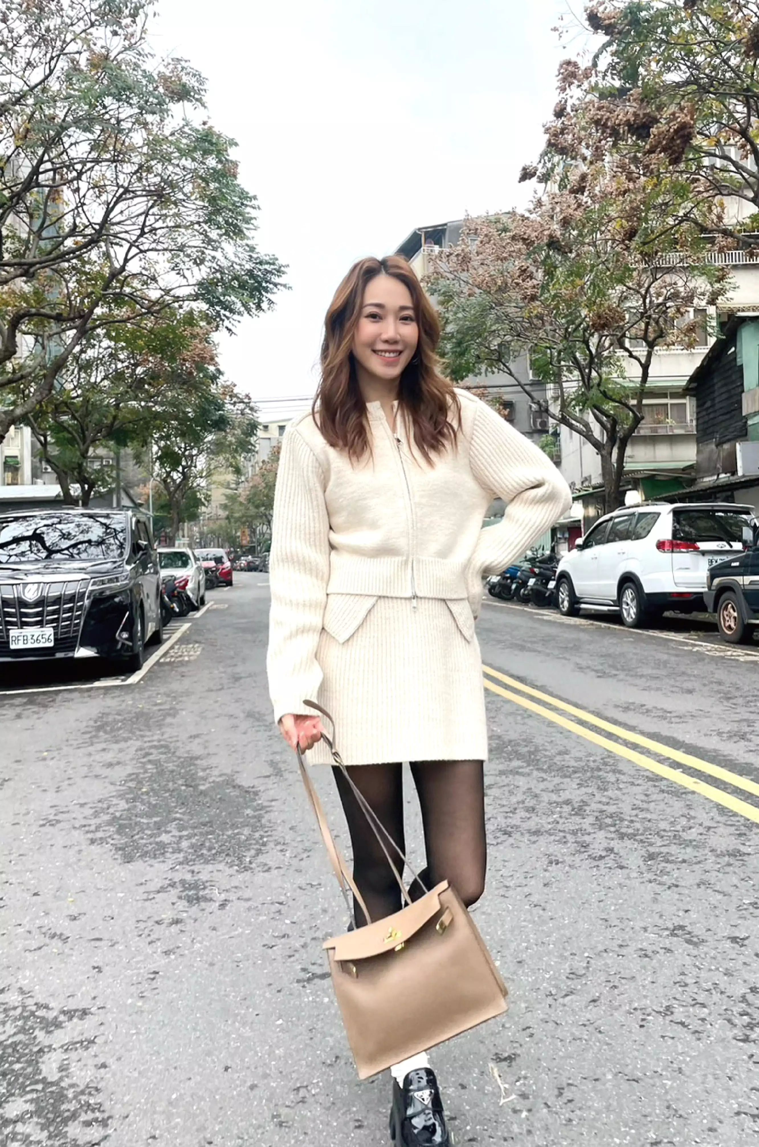 forever yours knit set in beige (Cardigan+Skirt)