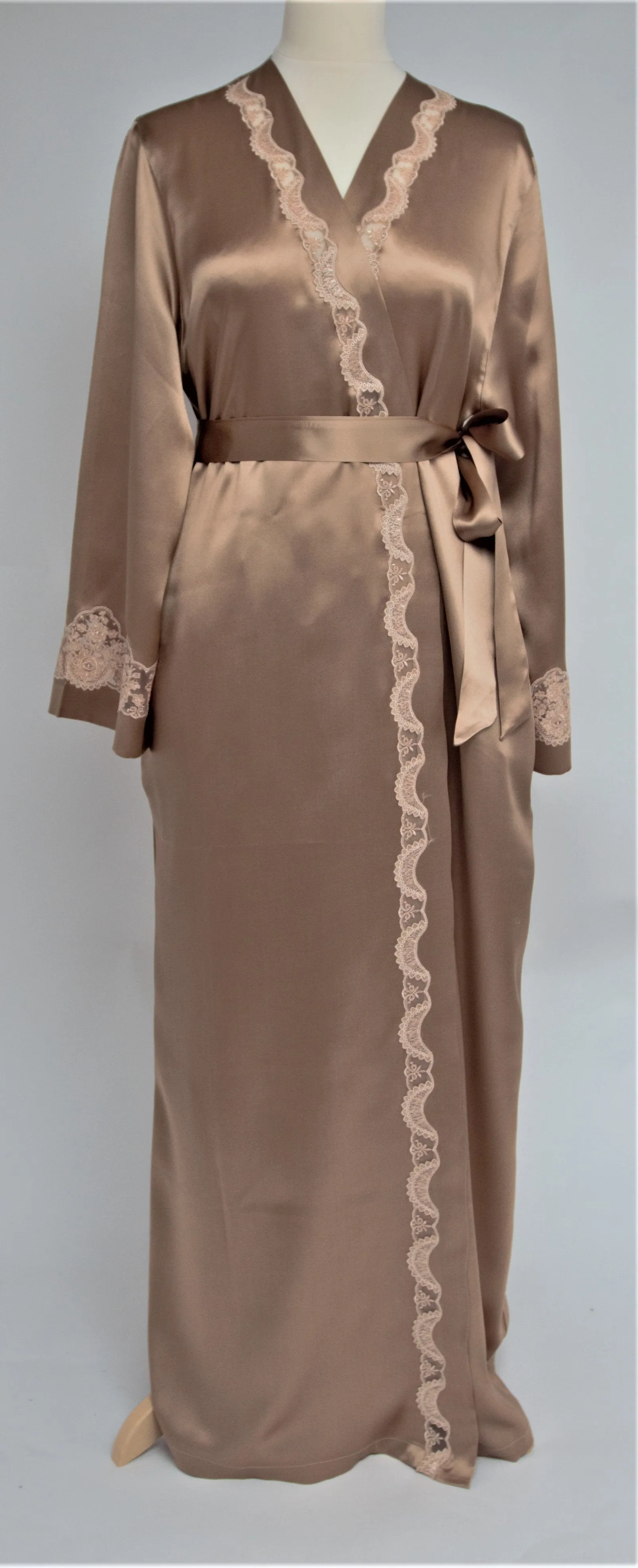 Luminosa Pure Silk Dressing Gown (In stock, 3 day delivery)