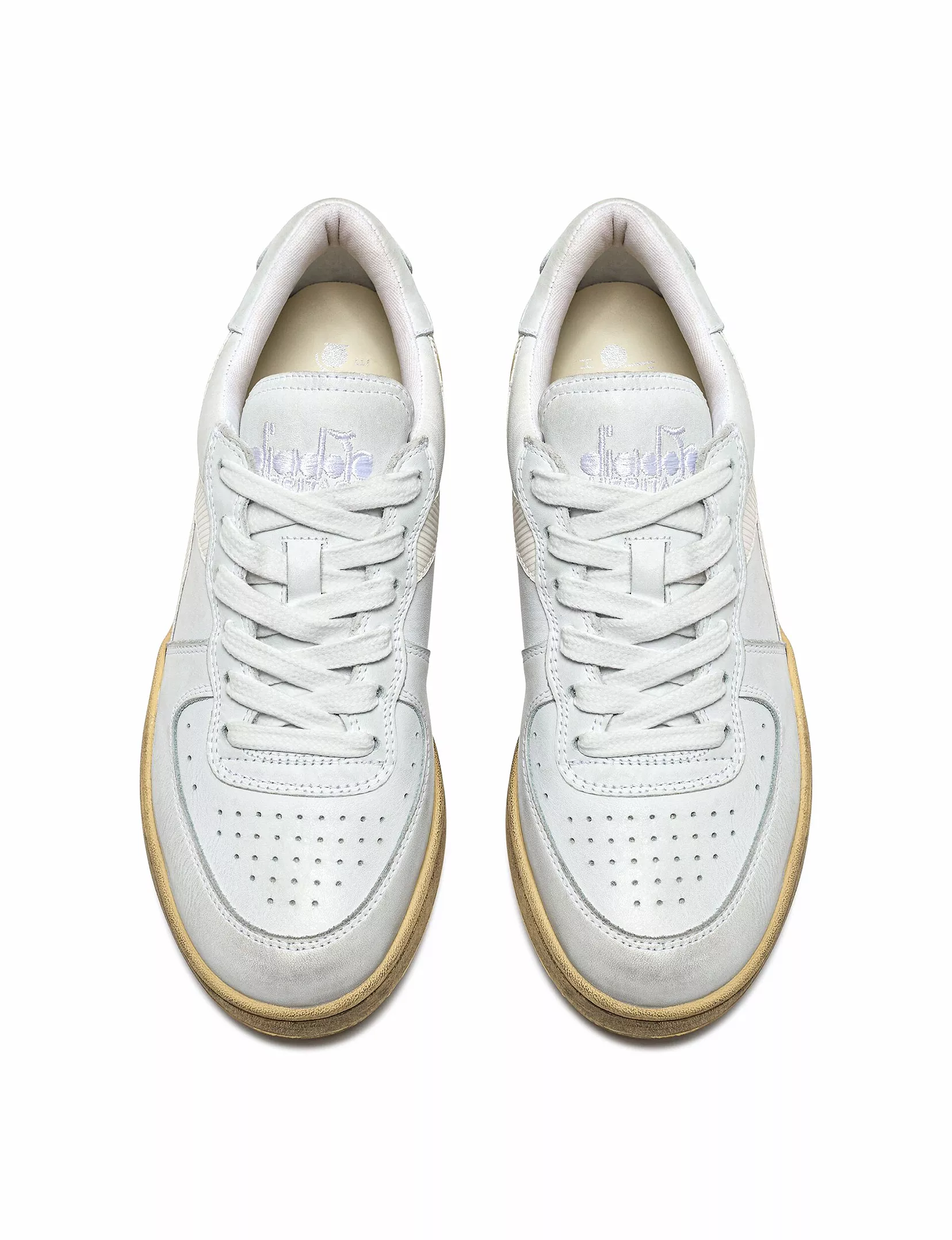 Mi Basket Low Used Sneaker, White/White