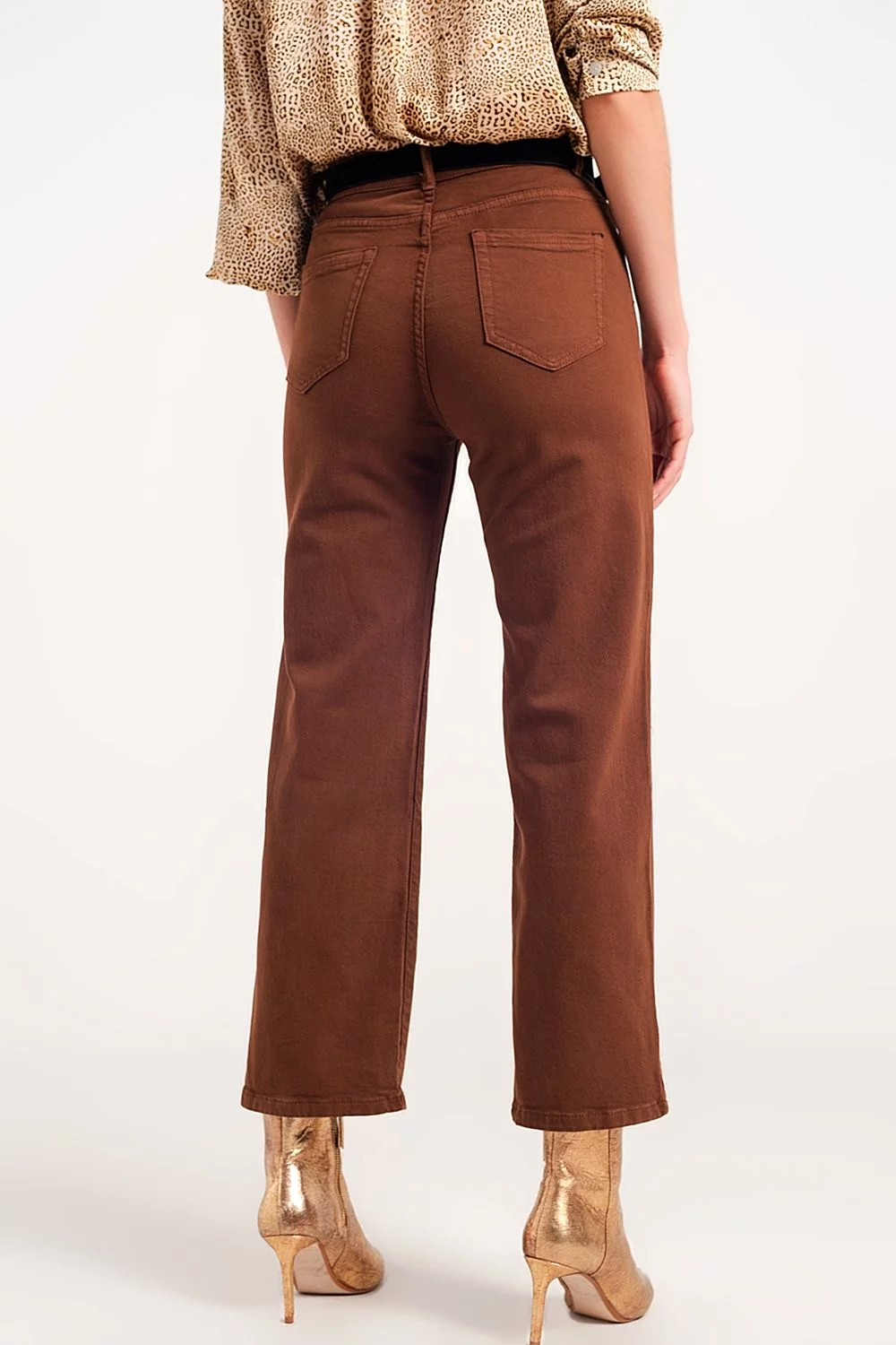 Wide Leg Jeans in Camel Brown